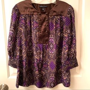 Banana Republic 100 % silk blouse.  Sz Large
